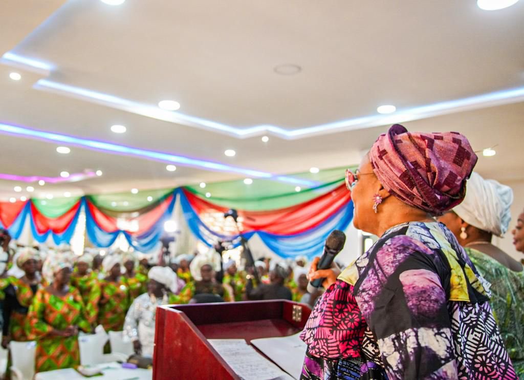 scarfizal's tweet photo. the Women Campaign Organization for Asiwaju Bola Ahmed Tinubu and Senator Kashim Shettima in the State of Osun at the New Ileri Oluwa Campaign Office.

#BAT2033 #Renewedhope23 https://t.co/mSViNQ8Kyc