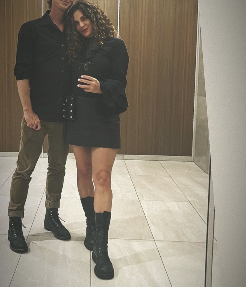 dailycormack's tweet photo. Danielle Cormack everyone. #DanielleCormack https://t.co/plbf3WzDDT