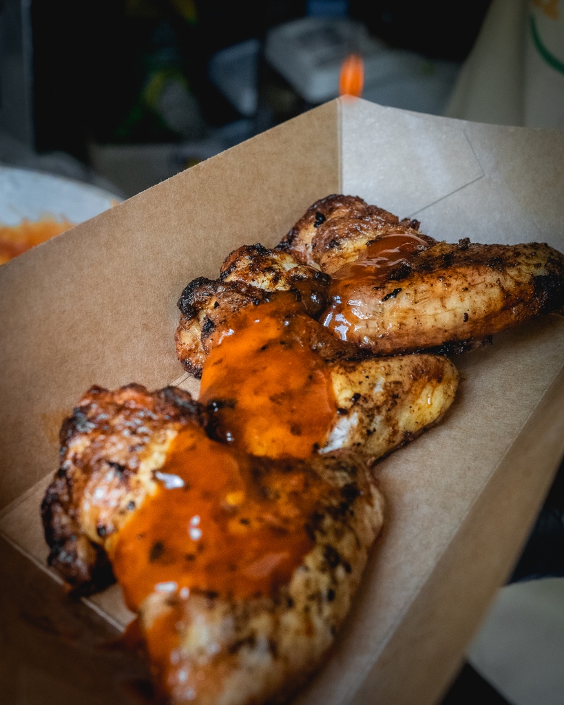 thejerkhub's tweet photo. Don’t fancy cooking for dinner? We’ve got you sorted! 

Biggleswade market TODAY 3pm - 9pm!!! 🔥🔥

#caribbean #caribbeanfood #caribbeanfoodie #streetfood #streetfoodfestival #jerkchicken #foodtruck #foodie #ukfoodie #bedfordshire #bedfordshirefood #biggleswademarket #biggleswade https://t.co/eHx1C2miaW
