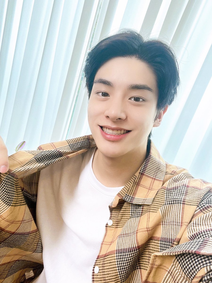 0215jaeyun's tweet photo. memories https://t.co/tipWaUbGjX