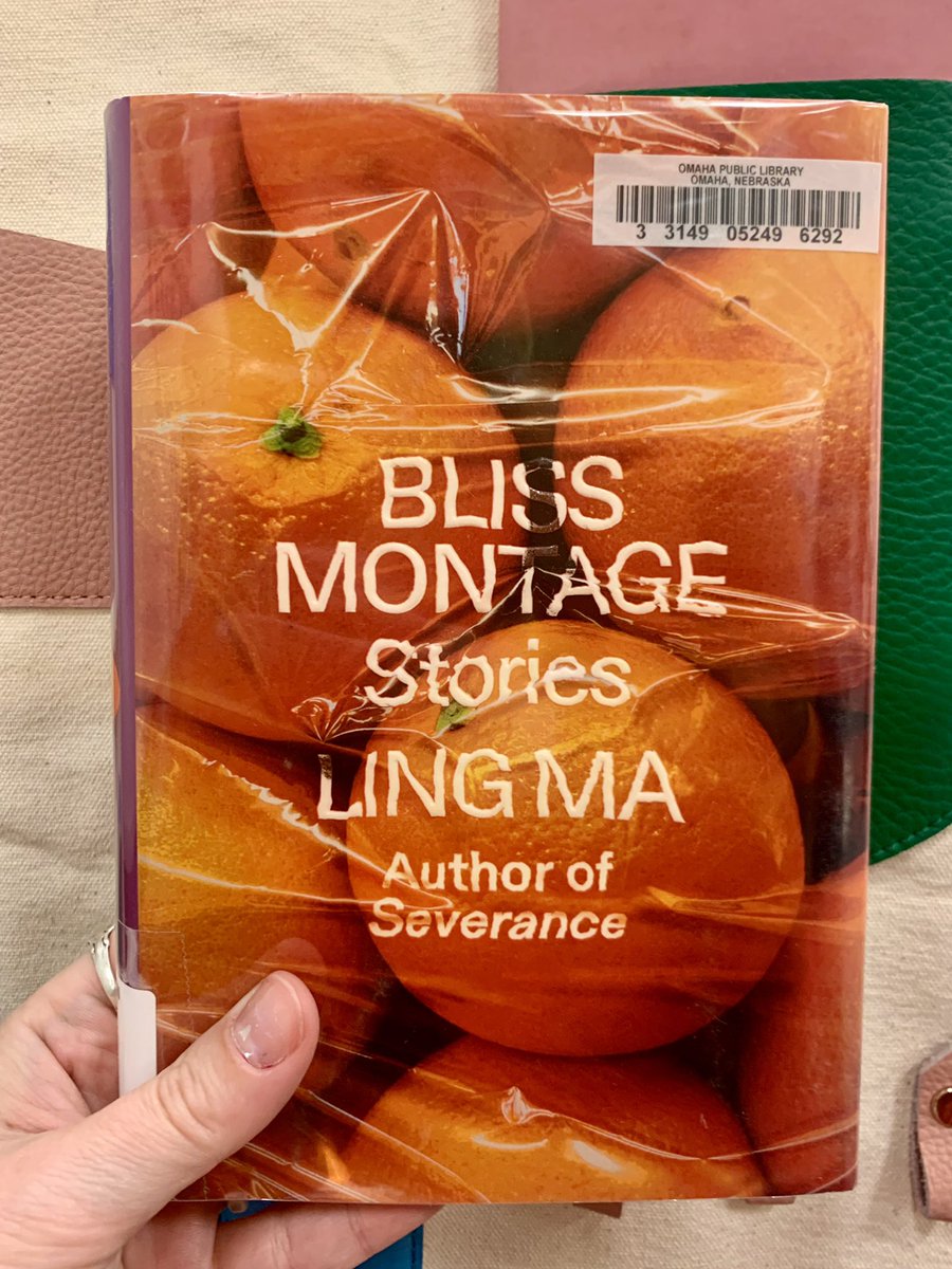 librarelly's tweet photo. an extremely blessed week of reads https://t.co/03aIAMICdb