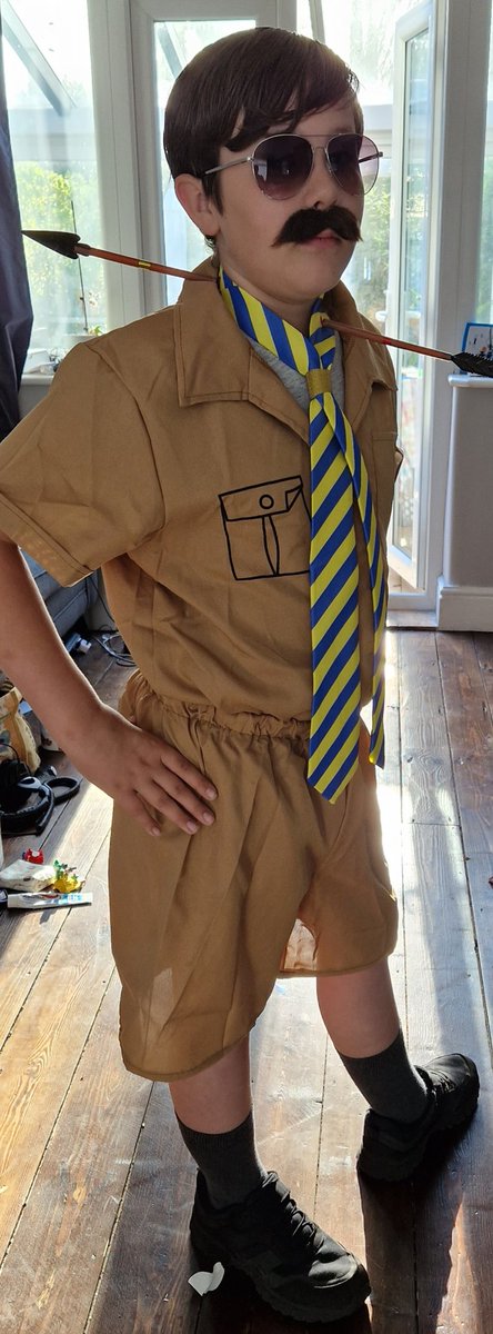 littlemonkeybix's tweet photo. My lad, doing Halloween #BBCGhosts style! We all love Pat! Well, we love them ALL
@JimHowick @realmatbaynton @benwillbond @MarthaHD @Lazbotron @simonfarnaby https://t.co/7g2CwvZTRq