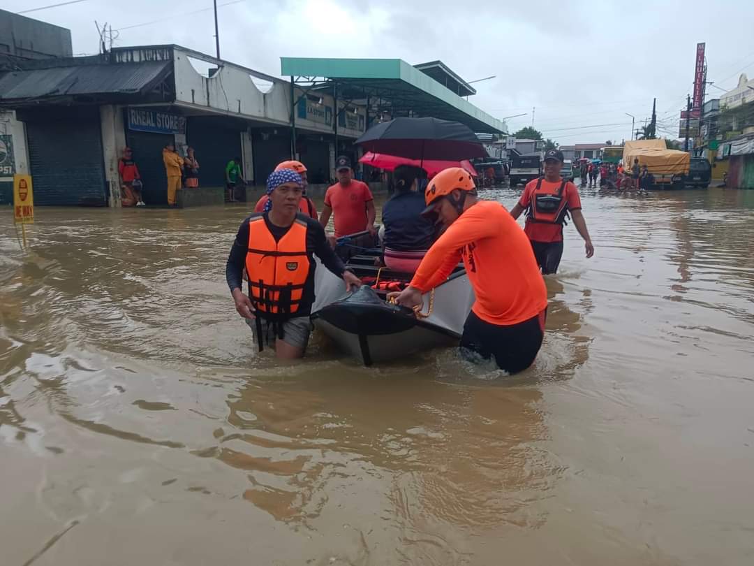 reese_in_peace_'s tweet photo. #PanayNeedsHelp #RescuePh #PaengPH https://t.co/Hjf3k5R7tW