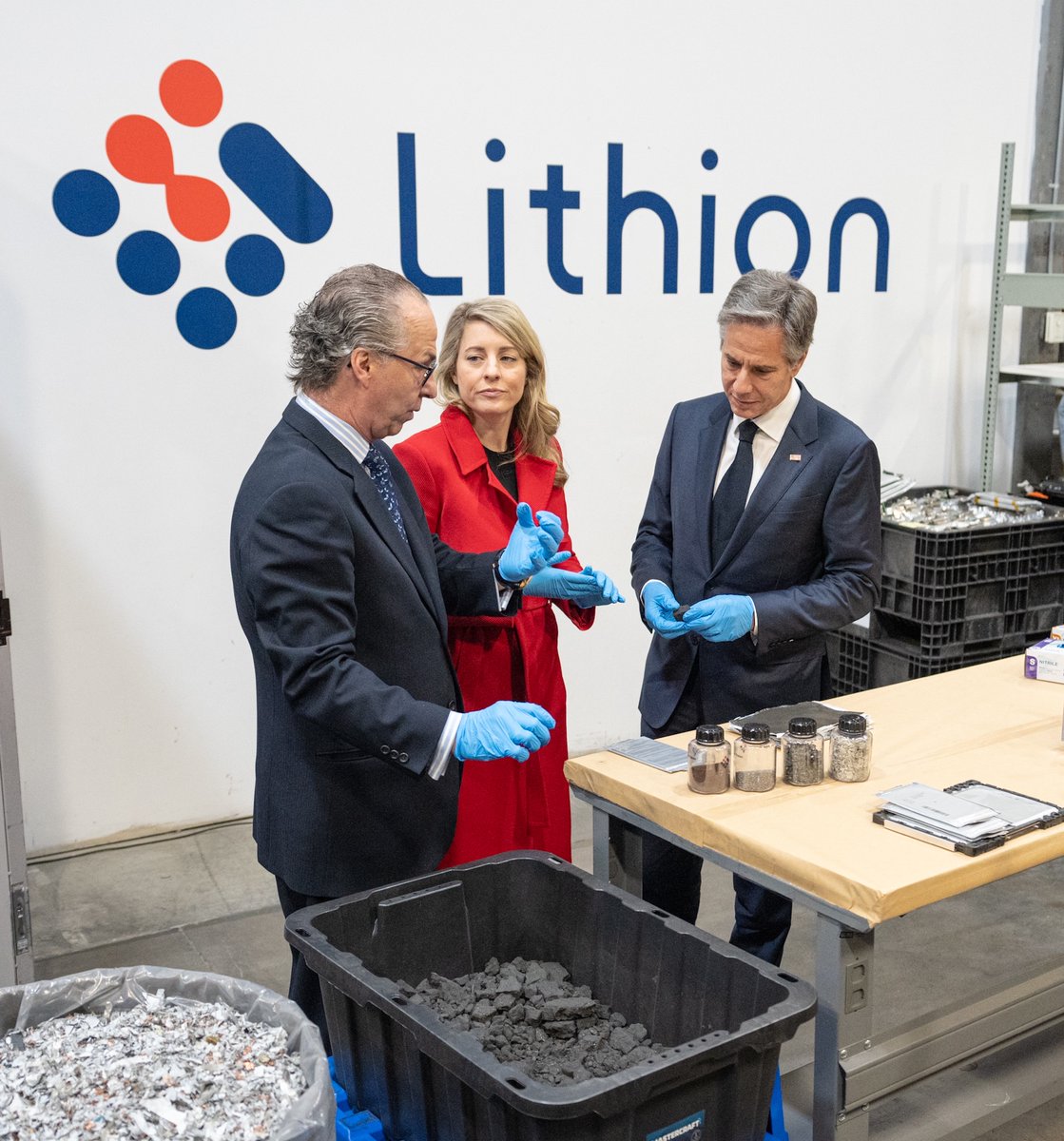 SecBlinken's tweet image. Impressive to tour @Li_Recycling in Montreal today and see the company’s sustainable solution for lithium-ion battery recycling. Innovative companies like Lithion contribute to North American regional competitiveness while helping advance shared climate objectives.