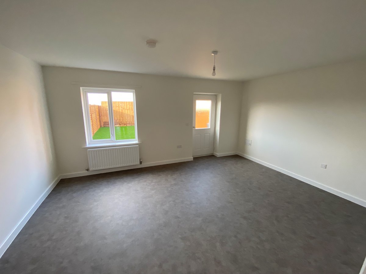 Another successful @StonewaterUK handover, this time in Shottery where we've taken 3x three and four bed Social Rent houses.

I'd be lying if I said I wasn't envious of the 2nd floor master bedroom 😁

Thanks to Bloor and <a href="/ArcadisUK/">Arcadis UK</a> #ukhousing #development #residential