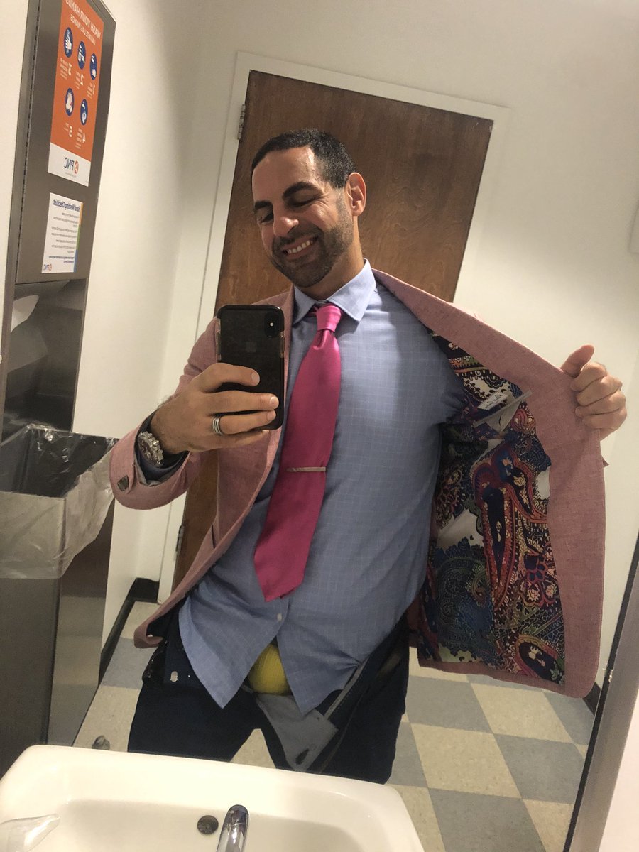 suitedinsomer's tweet photo. Had way too much free time this morning. Happy Friday part 2. I know some of you like the lining. This is one of my favorites. #selfie #jock #forttroff #bathroomselfie #suitandtie #suitlining #workselfie https://t.co/6edKP47WGb