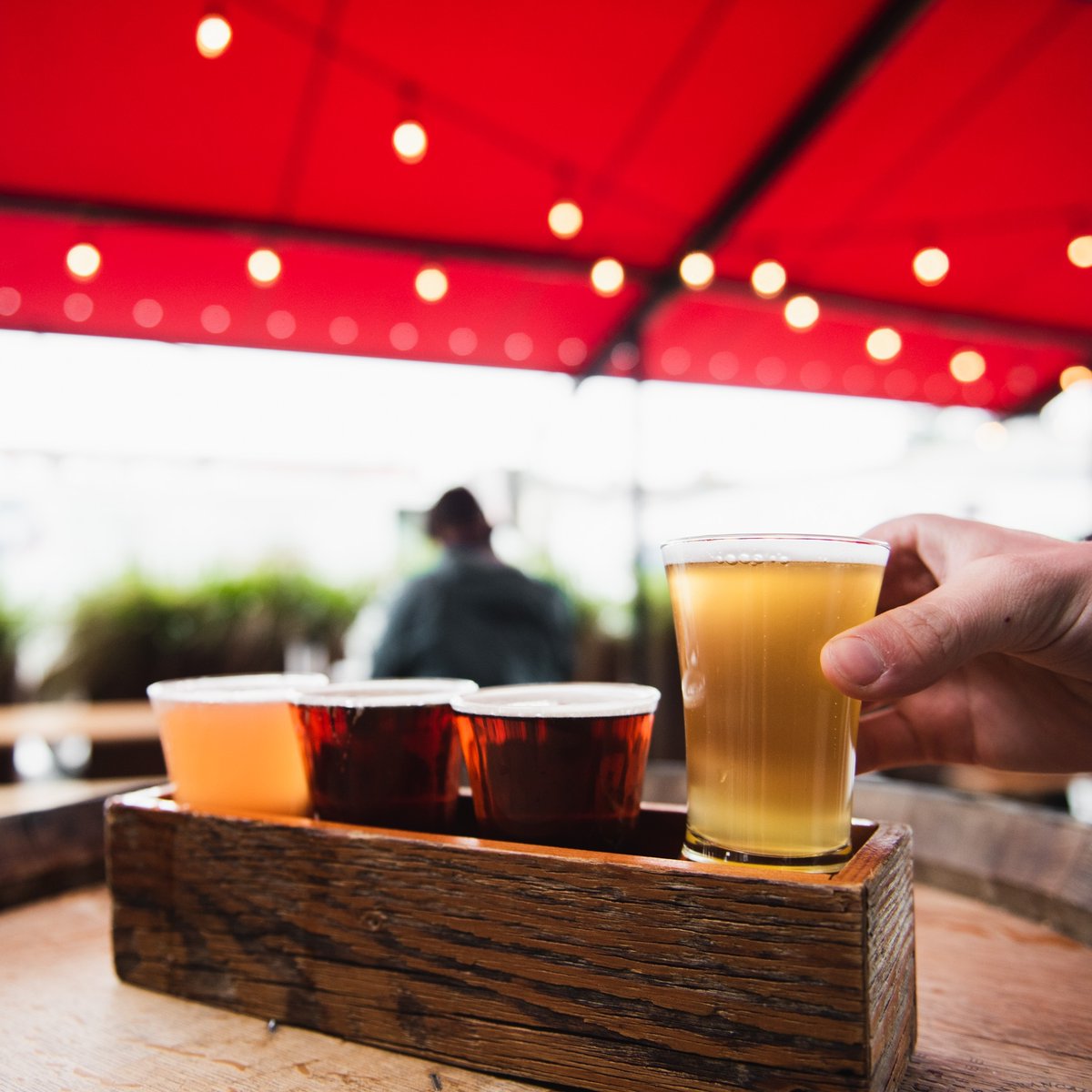 IT'S THE WEEKEND // We're all set for the weekend with a large variety of brews available on tap for you to enjoy. 
 
FOOD TRUCK 🚚
- Friday: Kyu Grill (@kyugrill.yvr) 4-9pm⁠ 
- Sunday: Top Rope Birria (@birriayvr) 12-4pm