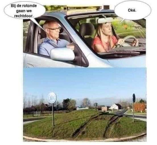 henkrender's tweet image. Rechtdoor?🤔