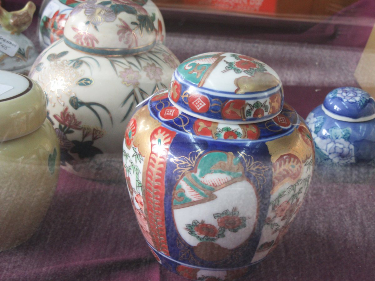 coolantique's tweet photo. Pot is Legal, Thought Ginger Jars to keep it fresh. But maybe pot too expensive. https://t.co/mAJbGPdICP