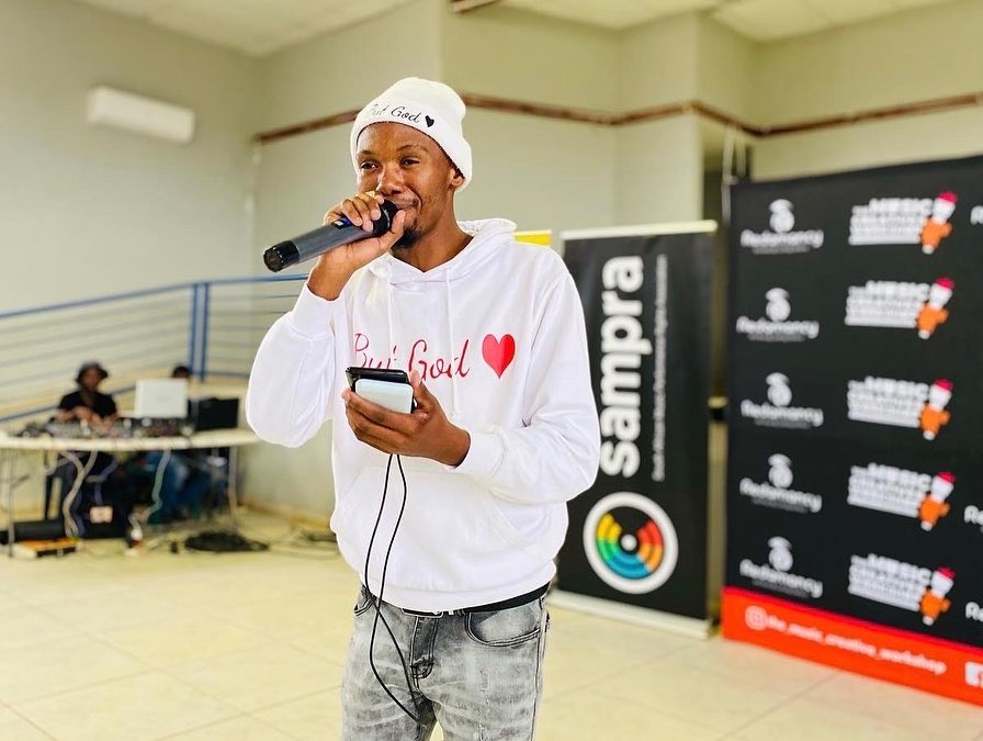 TheLevelContent's tweet photo. The Host With The Mostπ. @dlambili_the_husler rocking #TMCW!!
#WorldClassSocials @music_creatives @RedamancyStudio https://t.co/j1UpYiURwM