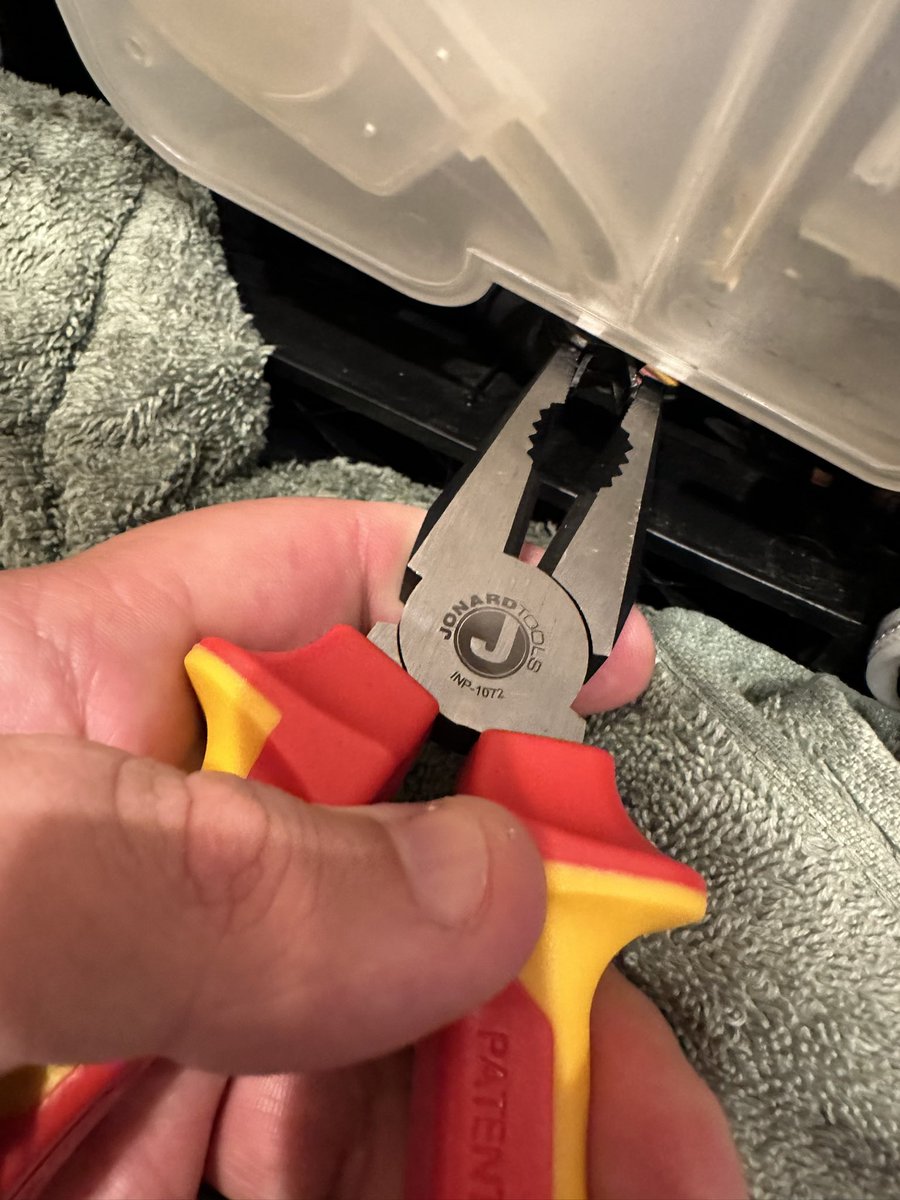 ajsweet13's tweet photo. Dishawasher repair, yup add that to the Jonard Tools getting it done list. Wasn’t draining so I grabbed the tools and got to work! #MadeForLife #JonardTools https://t.co/F5UWe5BNAW
