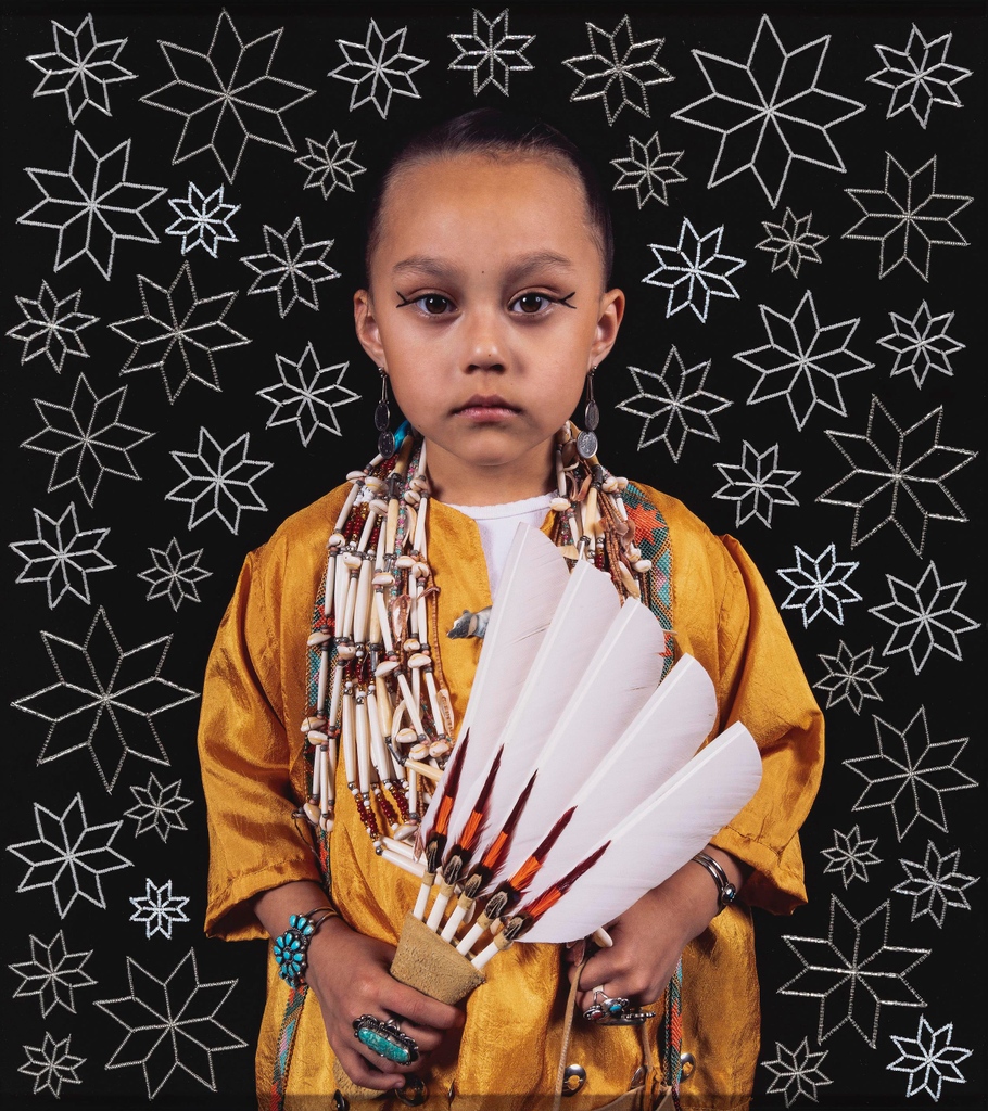 British Journal of Photography (@bjp1854) on Twitter photo Speaking with Light, a show of 30 Indigenous artists reclaiming their representation in culture opens this weekend at <a href="/theamoncarter/">Amon Carter Museum</a> 1854.photo/3THdQXI
Peyton Grace Rapp, 2017, Amon Carter Museum of American Art, Fort Worth, Texas, P2021.49, © Tom Jones Speaking with Light, a show of 30 Indigenous artists reclaiming their representation in culture opens this weekend at <a href="/theamoncarter/">Amon Carter Museum</a> 1854.photo/3THdQXI
Peyton Grace Rapp, 2017, Amon Carter Museum of American Art, Fort Worth, Texas, P2021.49, © Tom Jones