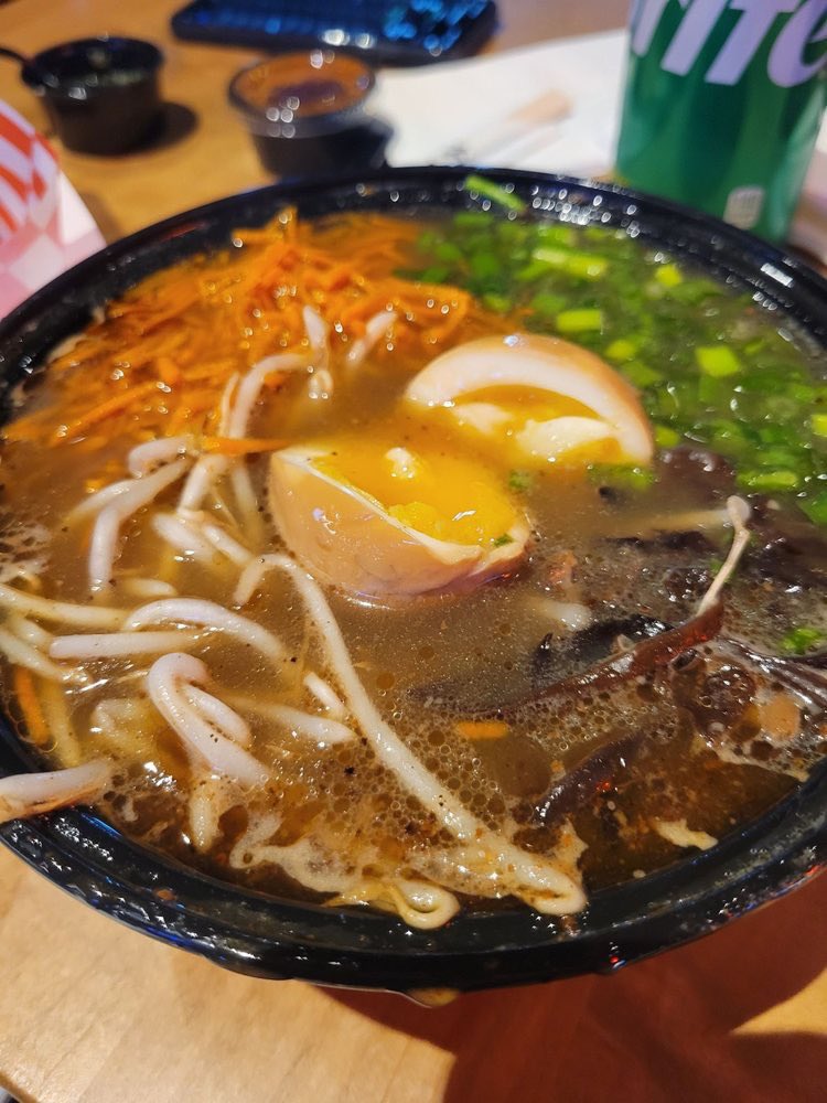 legends_bay's tweet photo. It's Ramen weather! 🤗 #Red88
👉 See the menu: https://t.co/Vf6enrilsS
#LBCFoodTruckHall #Red88 https://t.co/9lzxb1zfnm