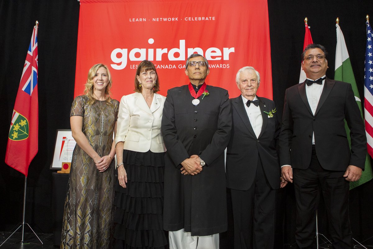 Dr. Bhutta was presented the 2022 John Dirks Canada Gairdner Global Health Award by Zaheer A. Janjua (@zjanjua), High Commissioner to Pakistan, John Dirks, Gairdner President Emeritus, Heather Munroe-Blum, Chair of Gairdner’s Board of Directors, & Sommer Wedlock, Gairdner EVP.