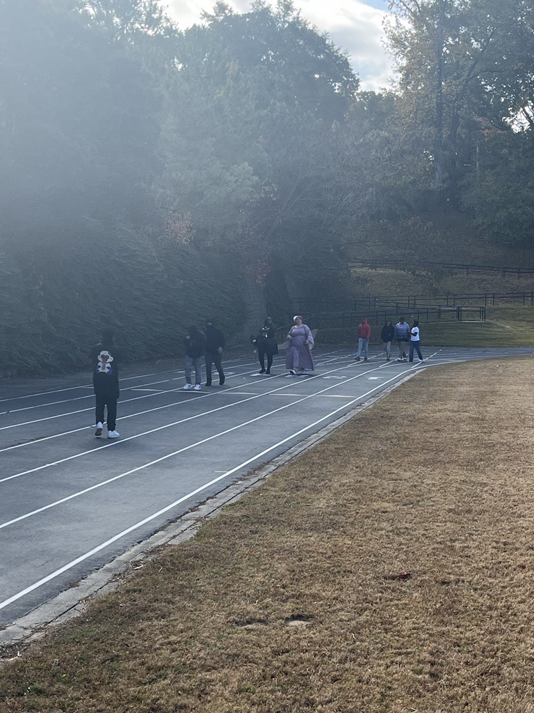 forts_a's tweet photo. @pauldwestfccla and @PDW_Healthcare host "Two Miles for Two Dollars" Walk-A-Thon here at The West to benefit American Cancer Society! @prin_pauldwest @AmericanCancer https://t.co/qXbxqQfIYj