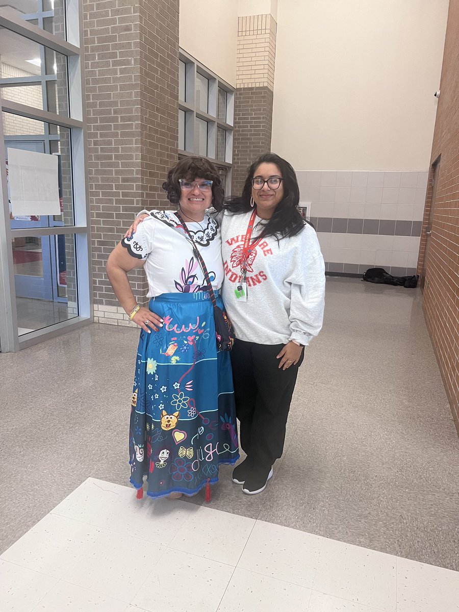 Awesome Movie &amp;  College Career Night with Principal Castillo <a href="/ClevelandISDTX/">Cleveland ISD</a>