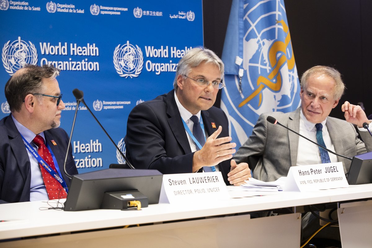 Rotary's tweet photo. Thank you to those that joined us for #WorldPolioDay 2022 and Beyond with @WHO in Geneva, Switzerland. Your continued commitment to a healthier future for mothers and children is inspiring. 

How can you help in the fight to @EndPolioNow? 
Find out: https://t.co/Spo85Y046u https://t.co/yACd2Tpf22