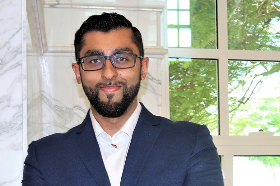 UWindsor's tweet image. Education professor Naved Bakali will explore Islamophobia and resistance to it in a discussion Monday, Oct. 31. ow.ly/6CMA50LnkXB