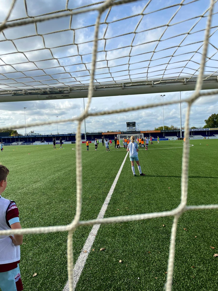 Mark Noble Football tweet media