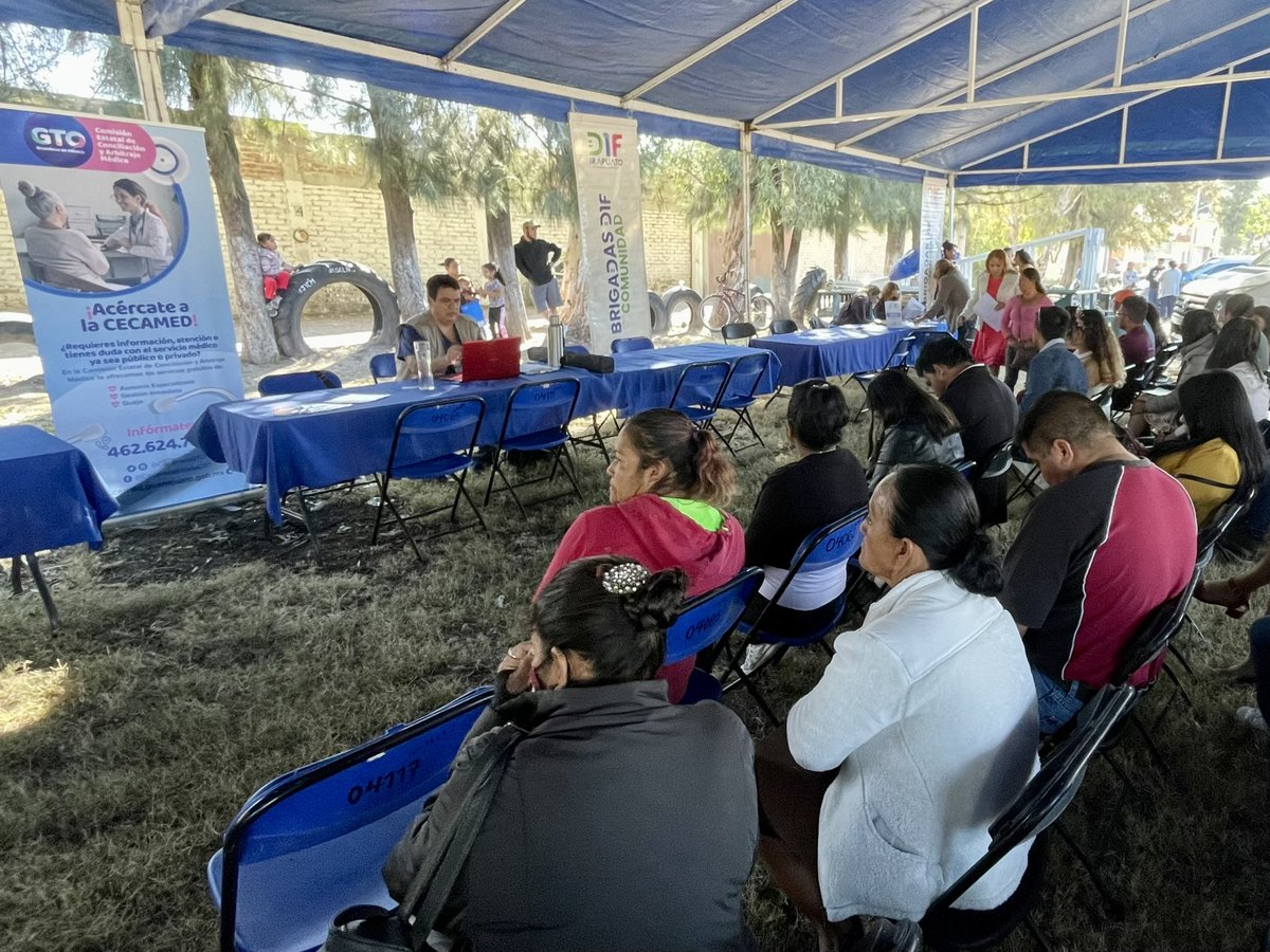 CecamedGente's tweet photo. ¡Ya estamos listos en la #BrigadaDIF #Irapuato! Te esperamos en la comunidad El Carrizal Grande, donde brindamos información de los servicios que ofrece la #CECAMED. @DIFIrapuato 👨🏻⚕️👩🏽⚖️ https://t.co/q3B5G3qfmc