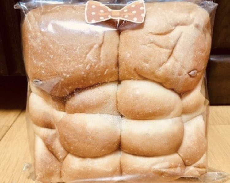 CanadianMuna2's tweet image. These abs … I means abs … damnit I mean buns  #SendsShiversDownMySpine