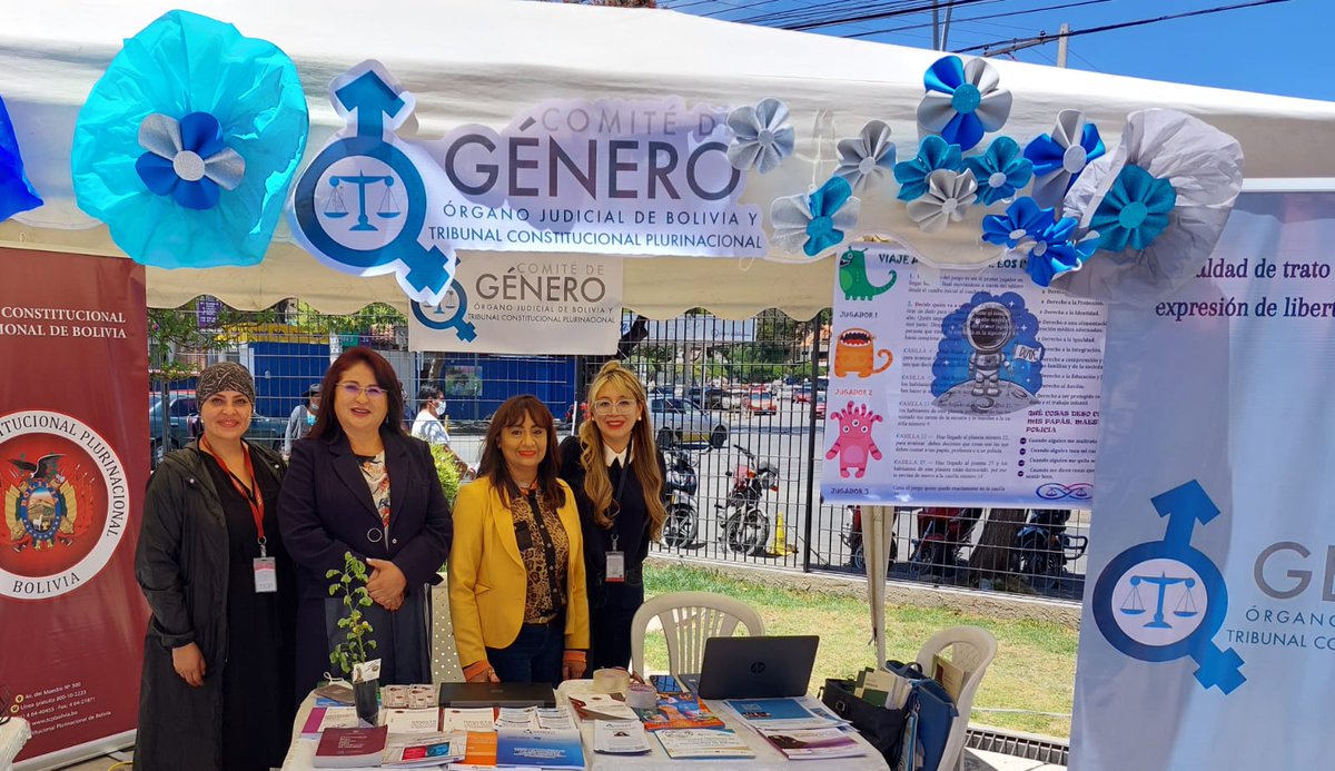ComiteDeGenero's tweet photo. #ComiteDeGenero | Participa de la Feria Institucional del Sistema de Justicia desarrollado en el Tribunal Departamental de Justicia de Chuquisaca, haciendo conocer acciones positivas que impulsan el juzgamiento con perspectiva de género. https://t.co/1EPyunYDeY