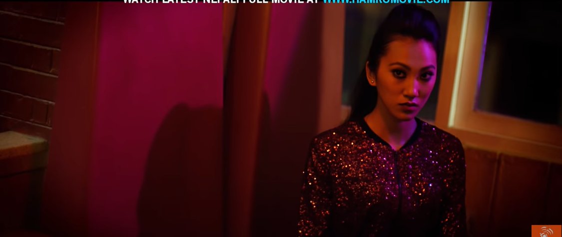 shashankji's tweet image. Immediately after this song, Abhiman sees a vision of Paramita at a dinner date and faints.
 
So... the logical question is... 

was the hook up THAT bad?

#chapaliheight2 #logicalquestions