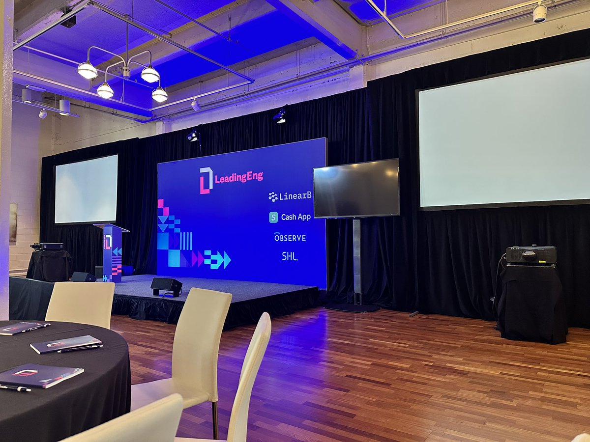 Excited to be speaking at #LeadingEng today. Beautiful setup by the <a href="/TheLeadDev/">LeadDev</a> team!