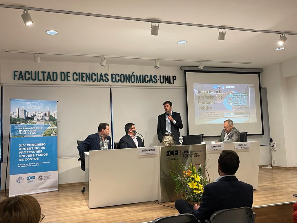frossitandil's tweet photo. Con los amigos de la Cátedra participamos en La Plata del XLV Congreso Argentino de Profesores Universitarios de Costos: "Gestión de Costos. Nuevos desafíos en escenarios de crisis".
.
Expusimos nuestro trabajo "Tecnologías Digitales. Cambia el rumbo de La enseñanza?"
. https://t.co/UK1DzxjizQ