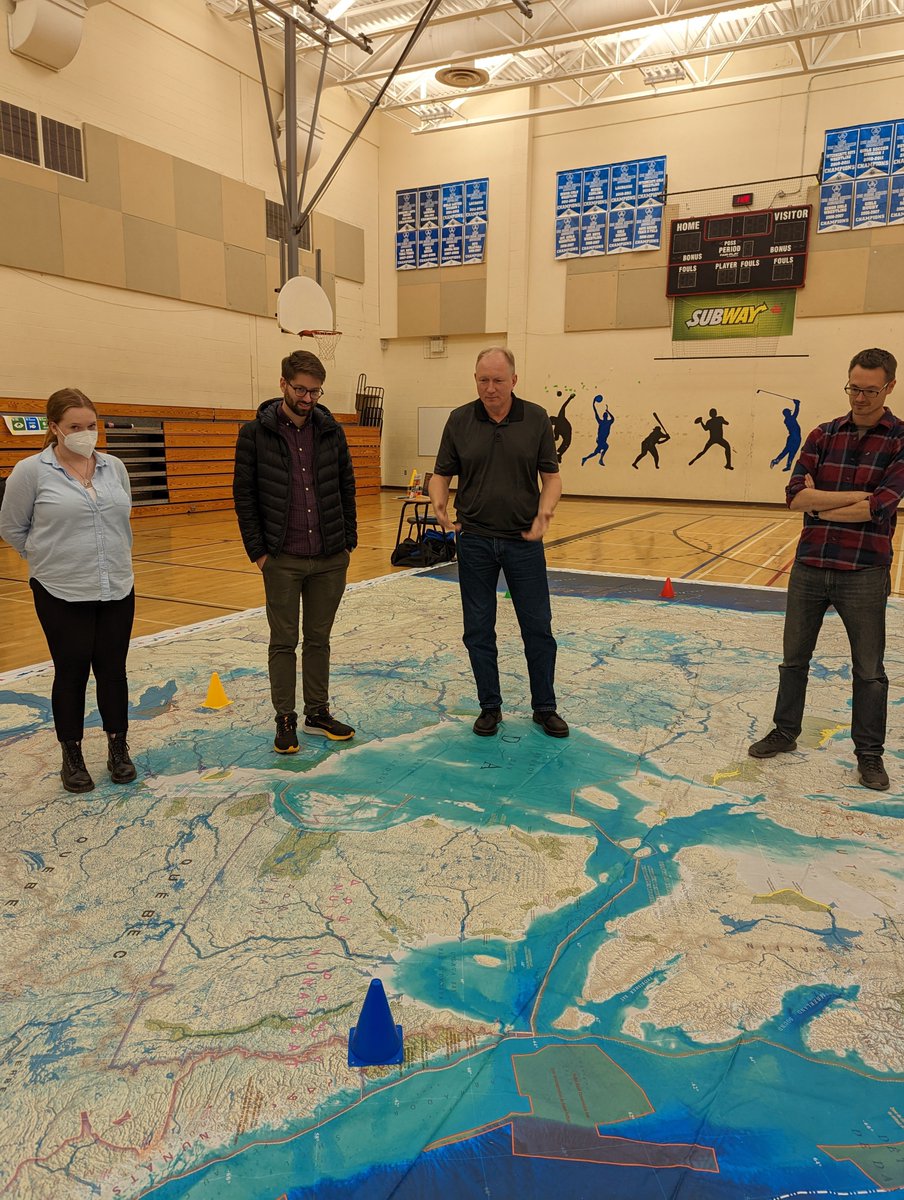 geoscigurl's tweet photo. 🌊🪸 We are connecte to the ocean, and the ocean connects us.
Learning together @astnstu Conference #TimeforScience 2022
#ProD #Educators https://t.co/lrHhXPEviC