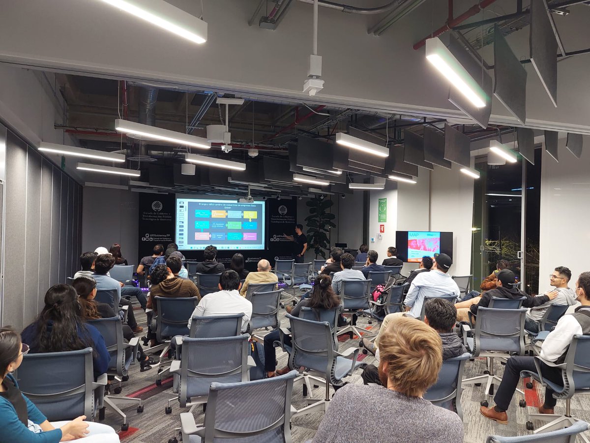 EGobiernoyTP's tweet image. En @thedatapub, @DanteTellez, Sr. #DataDirector en @konfiomx habló de los retos que las empresas enfrentan para tener una estrategia eficiente de datos, desde la investigación y recolección, hasta evaluación de modelos de algoritmos y estrategias de visualización y comunicación.