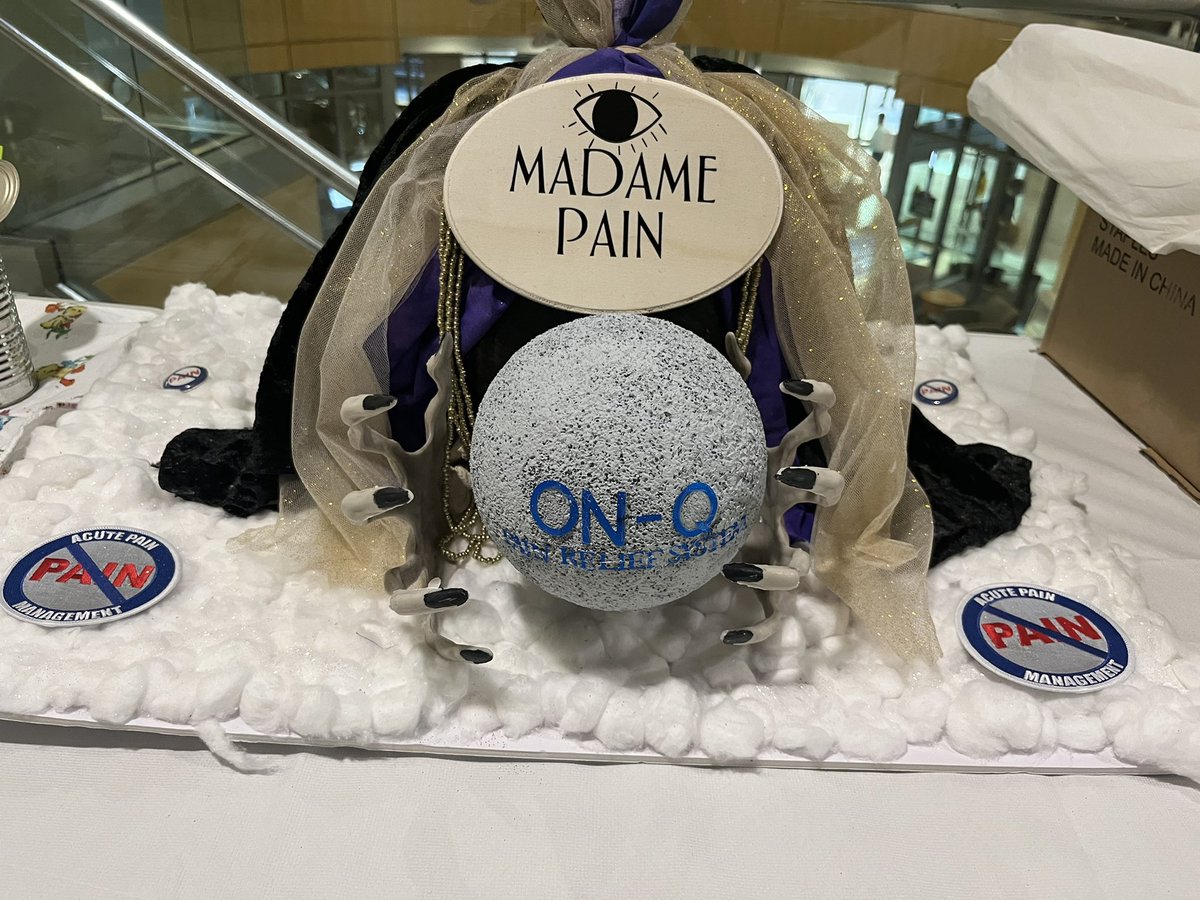 GW Anesthesiology’s Acute Pain Team delivers more than pain relief with this festive and artistic Halloween pumpkin. #Nopain