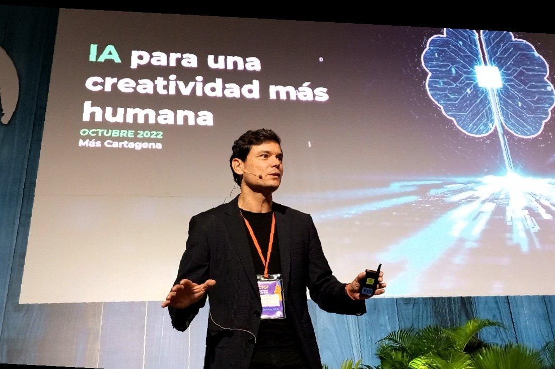 'La tecnología clave en el 2022 no son los NFT's o el Metaverso, es la INTELIGENCIA ARTIFICIAL GENERATIVA' 

@adolfocorujo del podcast #EstoEsLoQueAI en @Mas_Cartagena