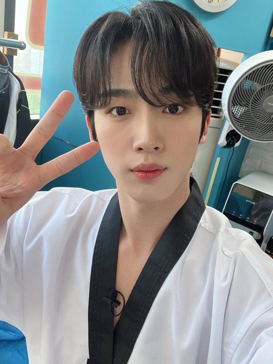 dutifulbunny's tweet photo. 여자를단숨에설레게하는사자성어<도복요한> https://t.co/vXSgPUy1rh