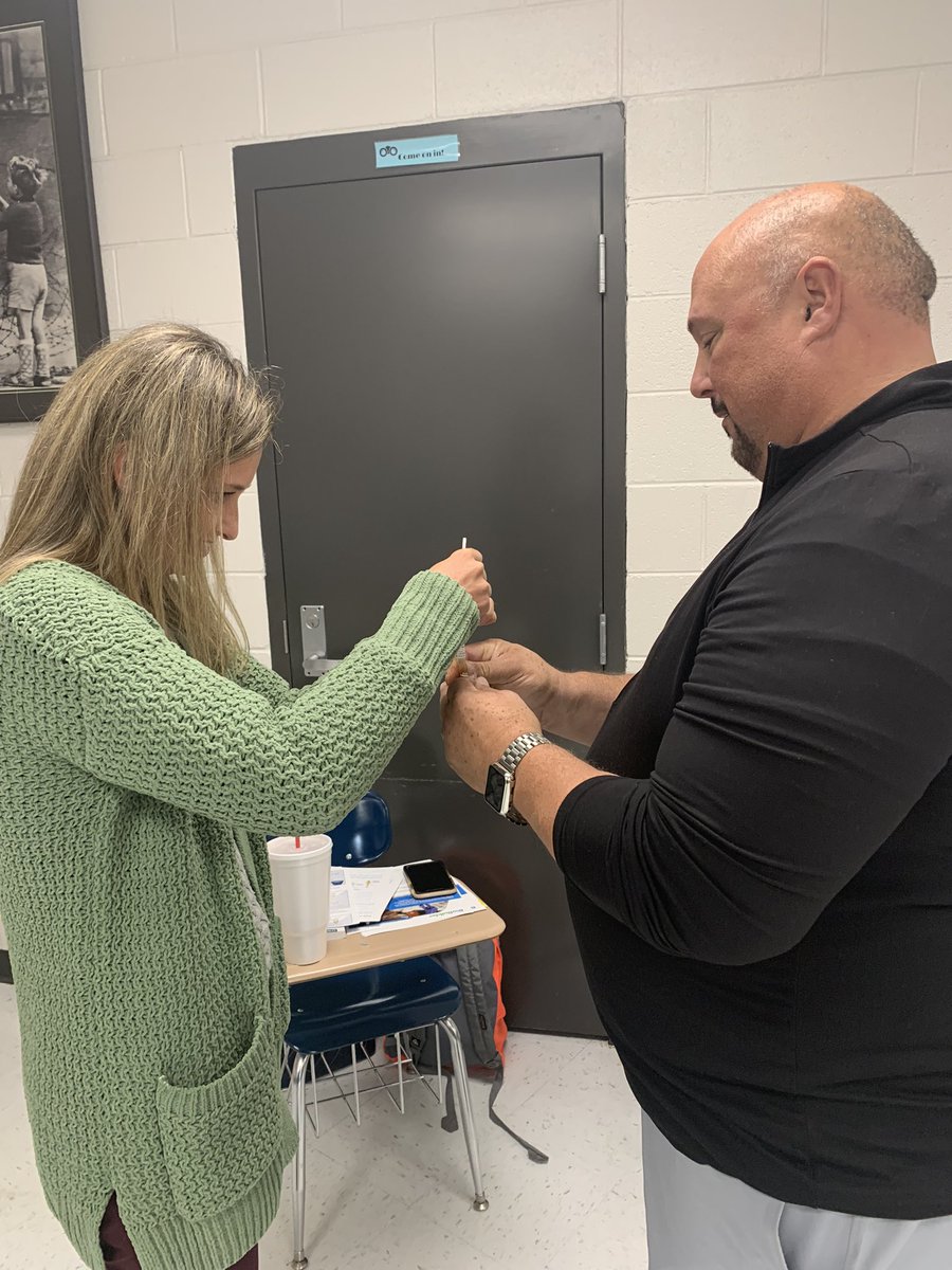 tribebiology's tweet photo. Love when teachers from all across the region get together find whatโs best for students! #learningtogetherday https://t.co/3ybBeIGahX