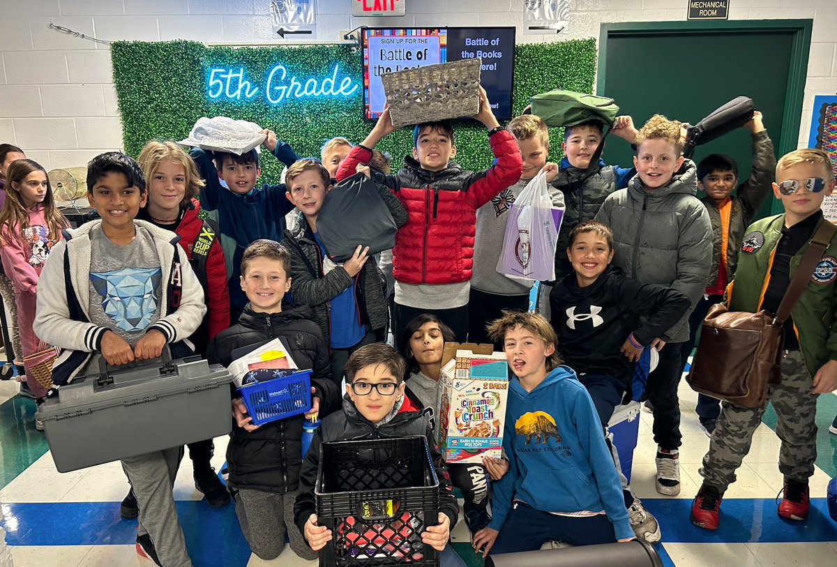 MrsBocian's tweet photo. "Anything, but a Backpack" Day meets STEAM day all on a half day. https://t.co/OWAzVY4oVb