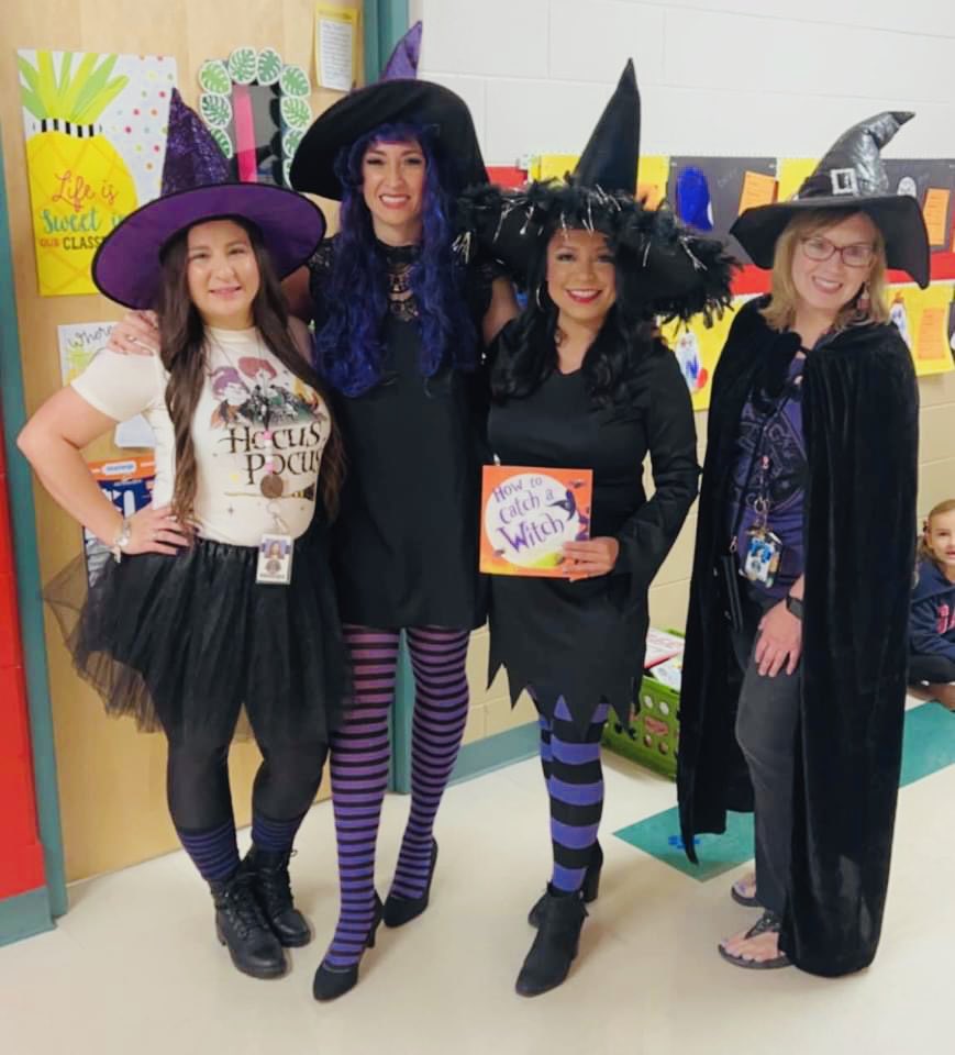 Book character parade!!!! So much fun! How to Catch a Witch! @NISDWernli @NISD @Lisa17Esquivel @miss_g2018 @scmarsh_tx #RootEdWernli #FuninFirst