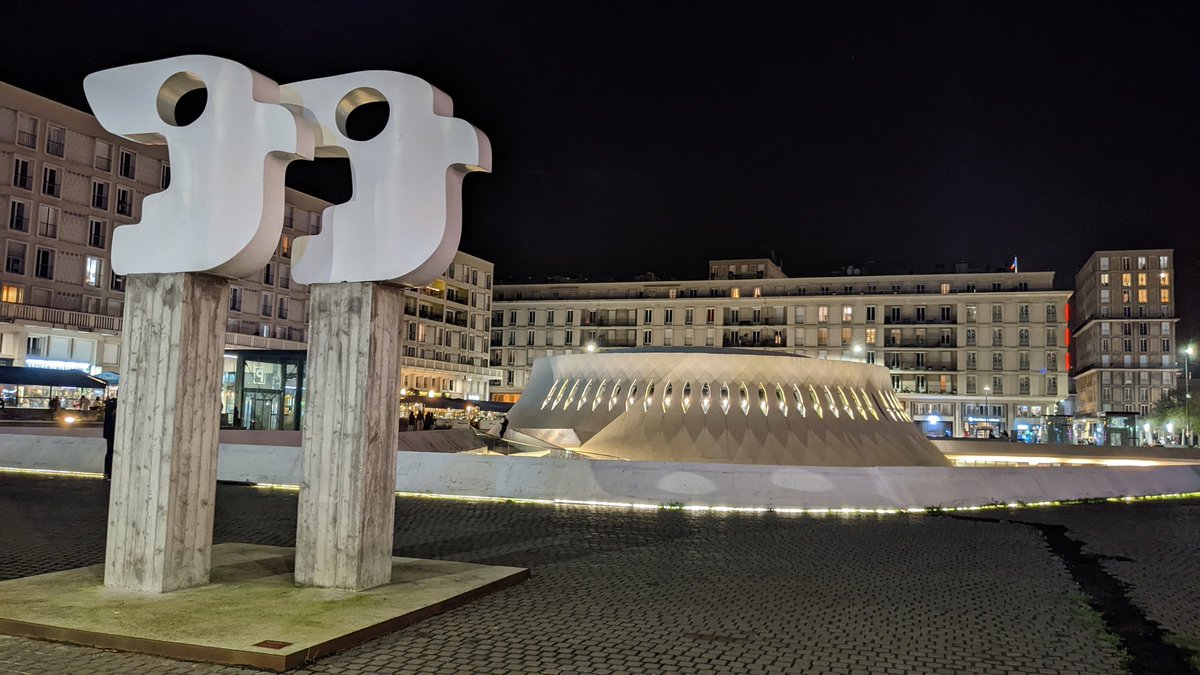 MarjolaineKoch's tweet photo. Un topo sur #LeHavre ? Allez 🧶
Déjà, autant le dire tout net : la ville est sous-côtée, vraiment. https://t.co/5azNe8ix6C