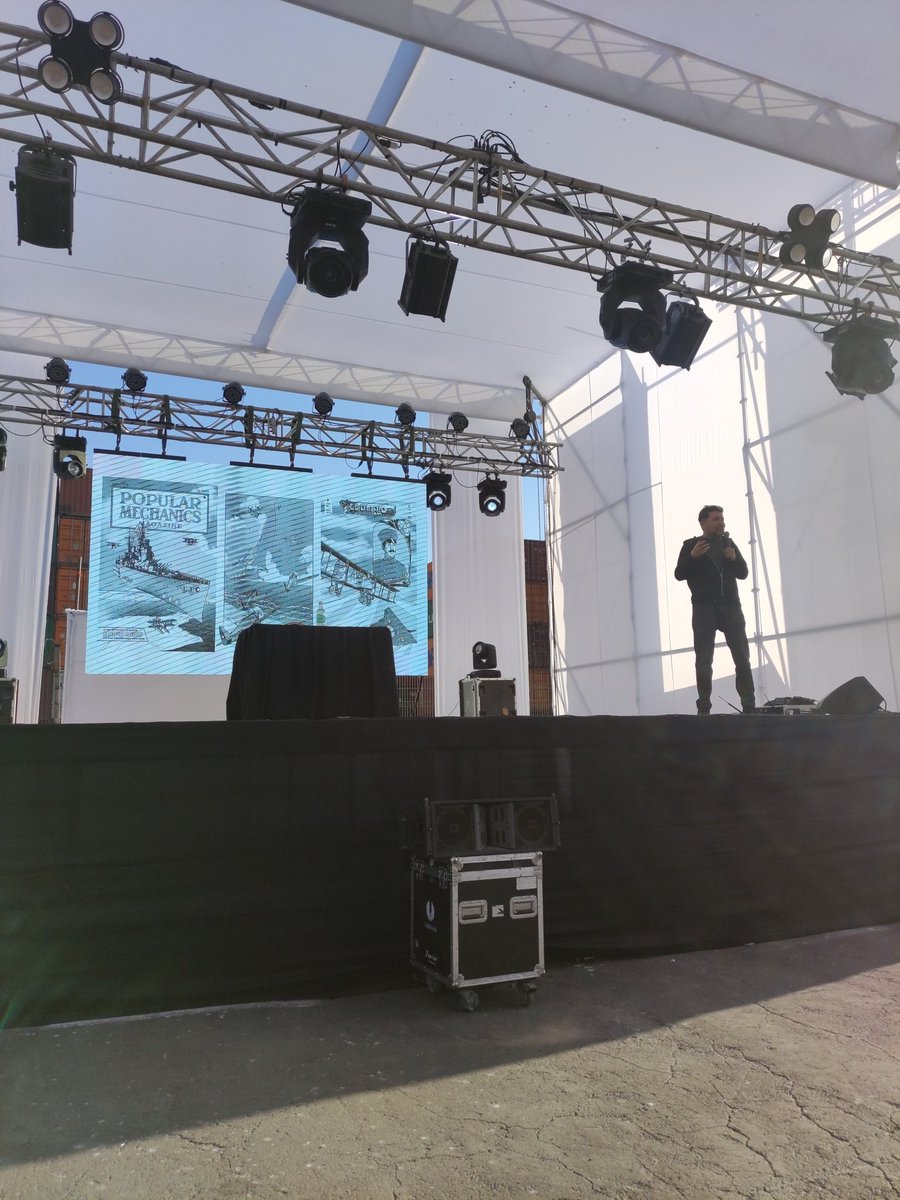 Nuestro amigo <a href="/Gonzo_Martinez/">Gonzalo Martinez</a> en la Primera Feria del Libro Infantil y Juvenil de Antofagasta de <a href="/Filzic/">FILZIC</a>