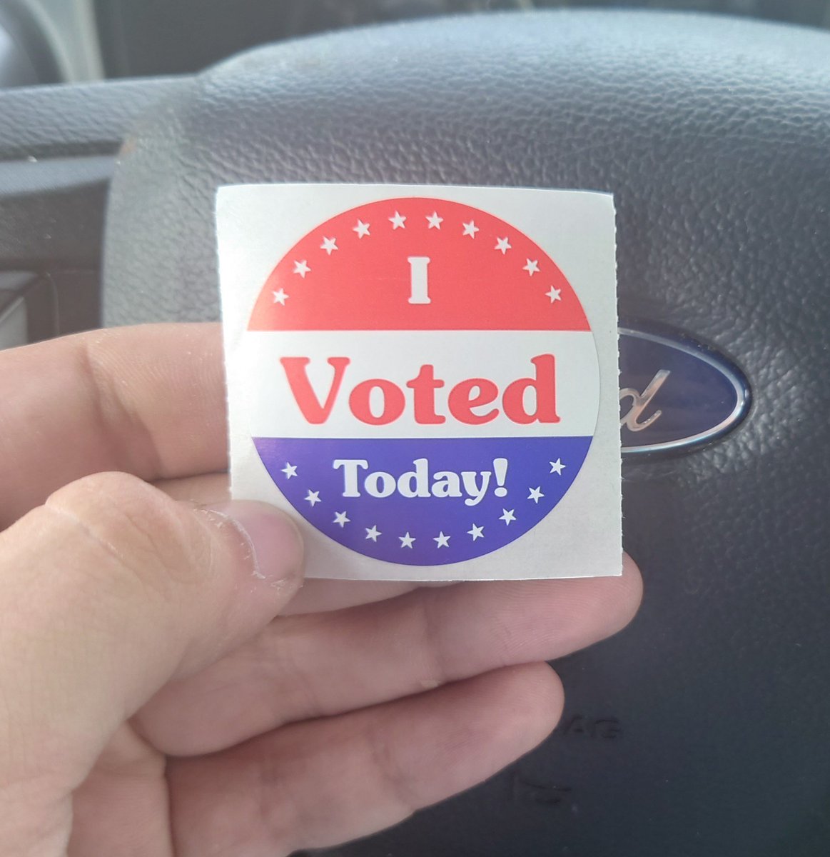 BlakeArmour's tweet photo. @JonesForAR Just got done voting for you!

Brought my mom along, and convinced her to vote for a Democrat for the first time! https://t.co/woCxz3ZPCP