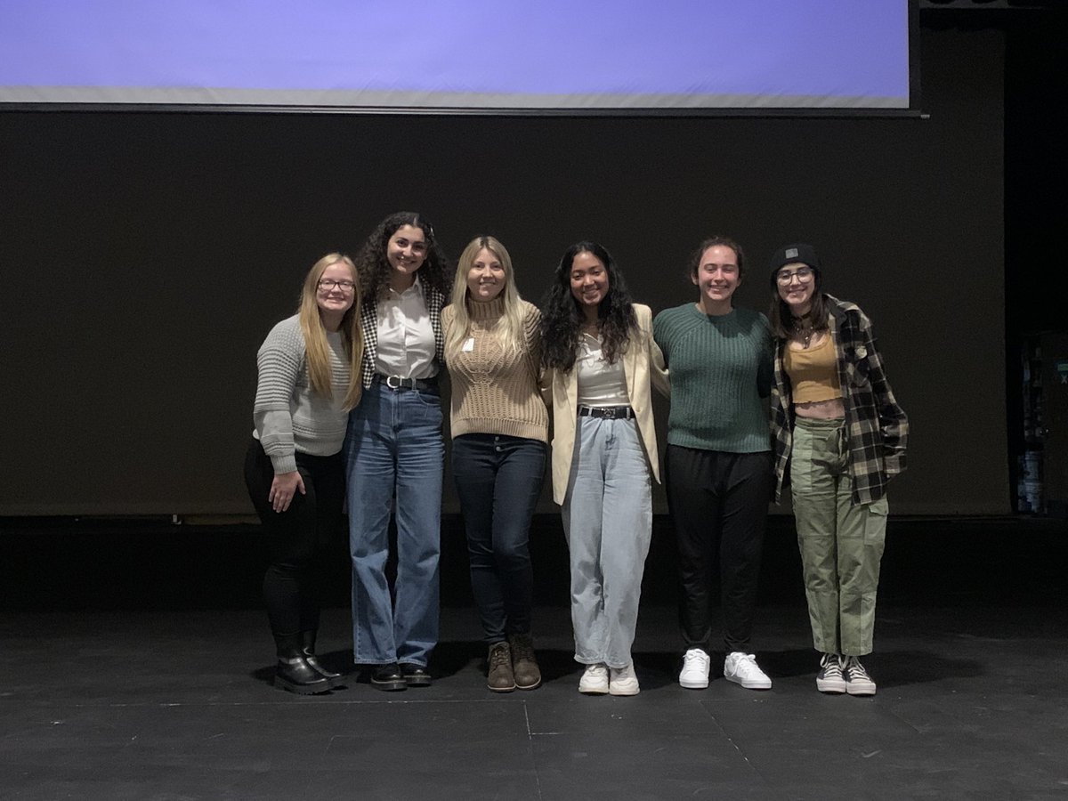 HKellyCG's tweet image. Thank you Aerospace Engineer Mallory Smith from @northropgrumman for coming to talk to our students today! 🚀 We are inspired by your work with @NASA and honored that you spent time with us today! #WomenInSTEM #CLSengaged #CareerExperienceProgram