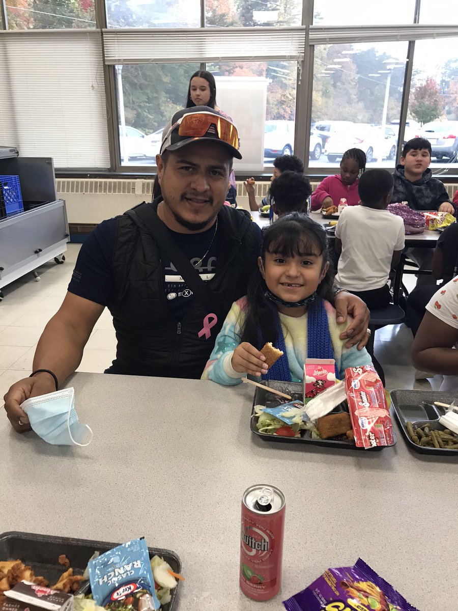 MrsGilmore6's tweet photo. Uneventful Week? Never! @UNCGMSPS. We enjoyed our guests for our Think Pink Lunch and the kiddos had a blast trunk or treating. https://t.co/jYceg7Gacc
