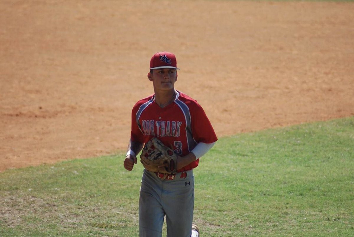 anthony_soria1's tweet photo. Excited to announce my commitment to Ottawa University! Go Braves https://t.co/ro8iJmzwCb