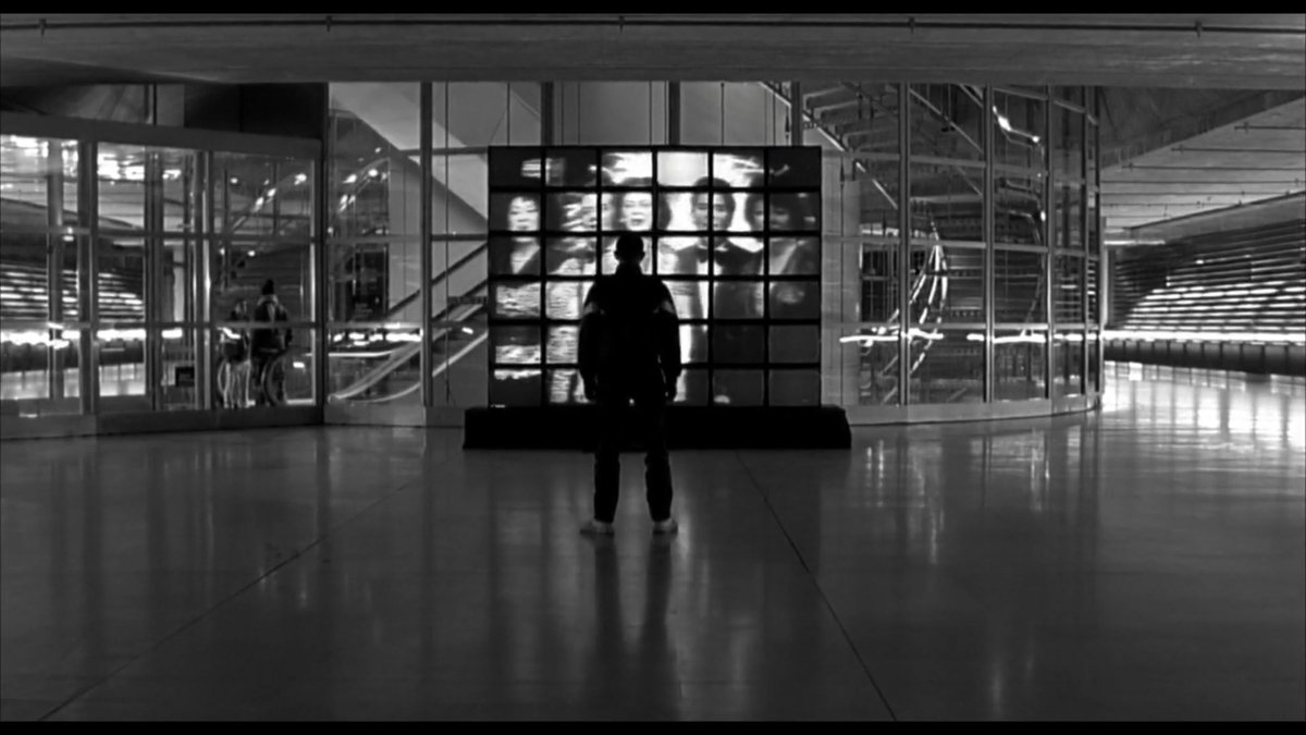 TheCinesthetic's tweet photo. La Haine (1995) dir. Mathieu Kassovitz
https://t.co/nt79l8xmmY