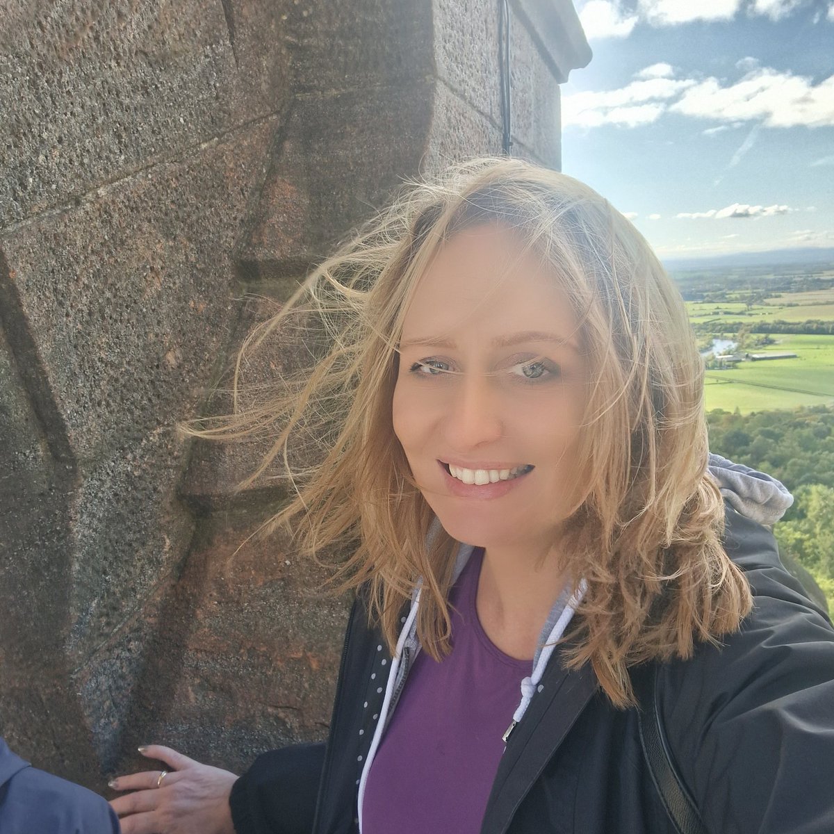 shirleyswan's tweet photo. #NewProfilePic https://t.co/Tsi2oWiW4k