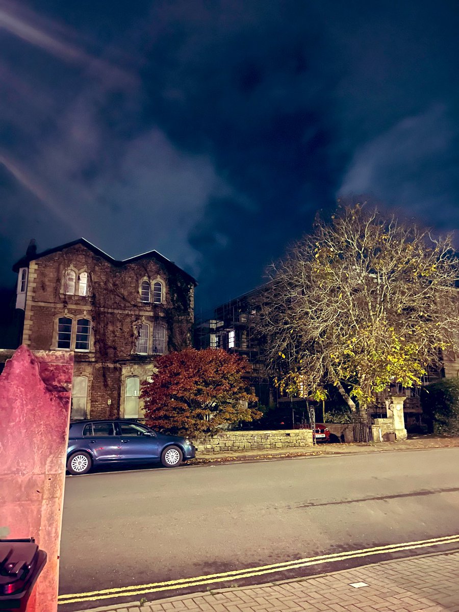 Wednesdaywewear's tweet photo. A spooky face in the sky last night-Pembroke road,clifton. 
Bit of history on Pembroke, Its most notorious visitor was Jenkins Protheroe, who would feign injury only to rob or murder those who stopped to help. He was then hung on the site, covered in tar, where he was left to rot https://t.co/0OFB8cqqoF