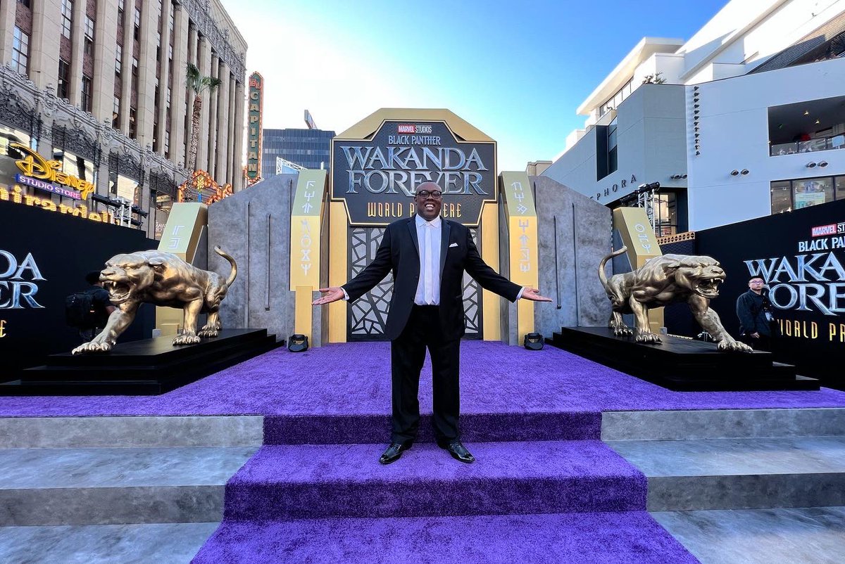 BlackNerd's tweet photo. In addition to attending the #BlackPanther #WakandaForever Premiere, I also did interviews for @DisneyPlus &amp; @Target on the “purple” carpet! Plus I got to take my good friend Tiffany (IG: FollowTheYellowBrickGirl) to her first Marvel Movie Premiere! https://t.co/UptoWRHek8