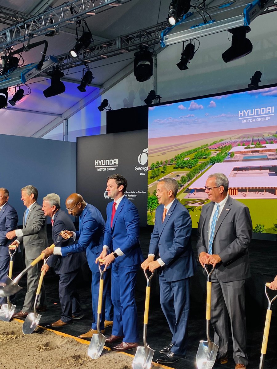 DepSecGraves's tweet photo. The #DepSec started the week breaking ground at @Hyundaiโs new manufacturing plant in Savannah, Georgia, celebrating a major investment in smart technology and good jobs! โป๏ธ https://t.co/BCosRhwUgO