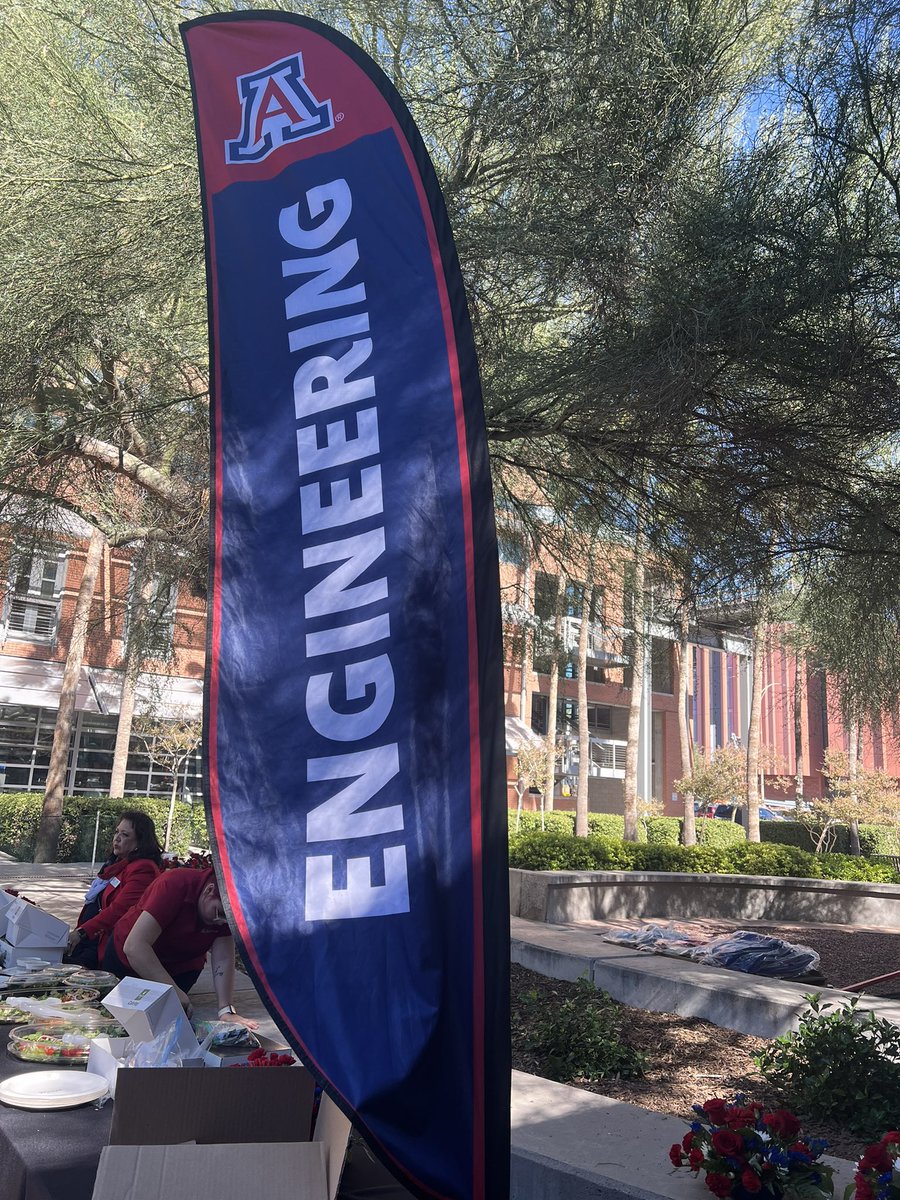 graceapps's tweet photo. That’s a wrap on the 2022 Made in Arizona Tour! Thank you @honeywell @nikolamotor @PimaCommCollege @CaterpillarInc @uarizona for hosting us at your facilities. Great end to @AZManufacturing Month 👩🏭🔩⚙️ #MadeinAZ https://t.co/pixE0VdCFt