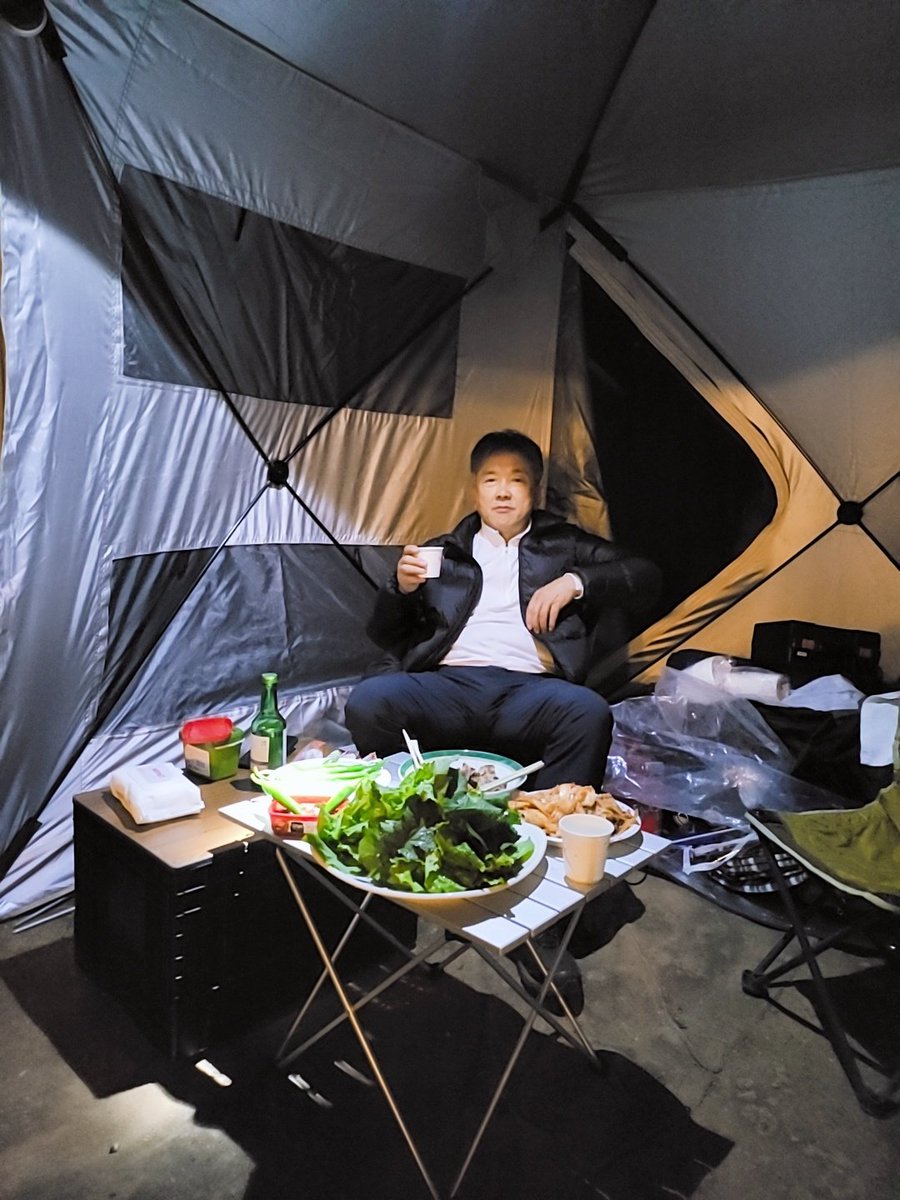 농장의 캠핑장 꾸미기......
하루하루를 늘 행복하게....